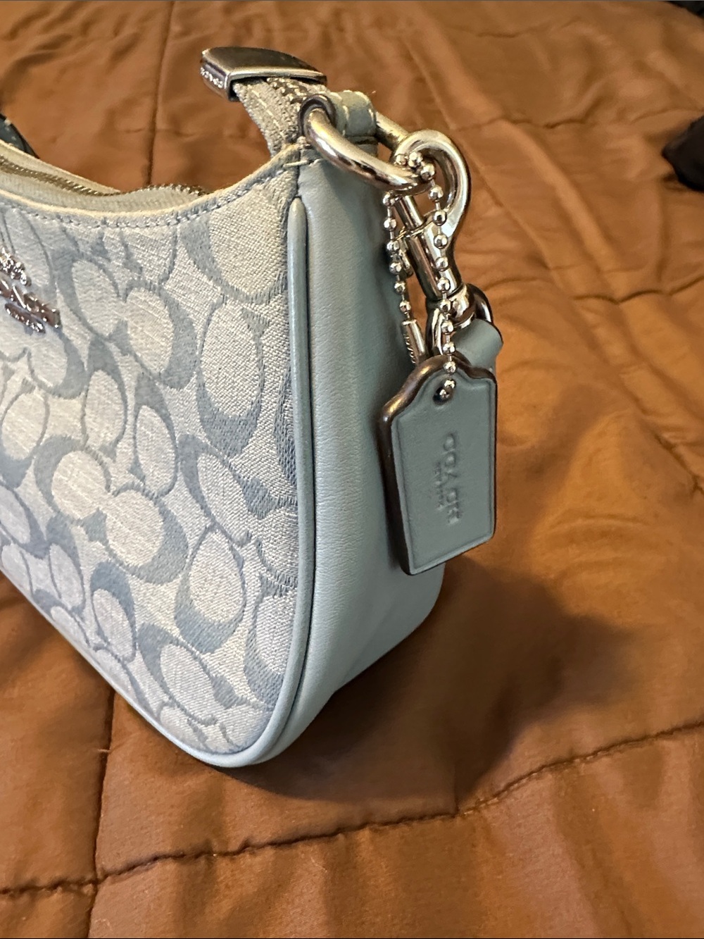Coach light blue denim Teri purse - Picture 4 of 9